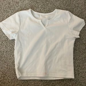 basic white top cropped